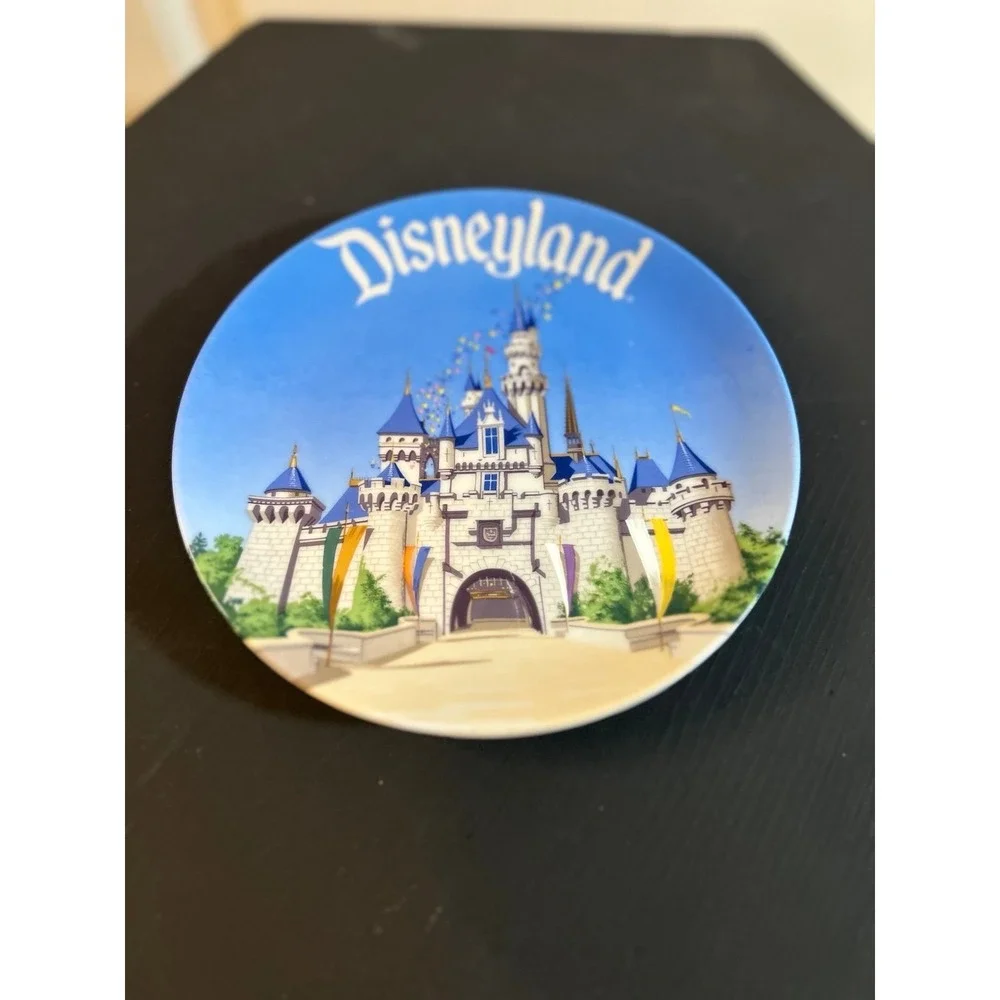 Vintage Disneyland Castle Trinket Dish 4